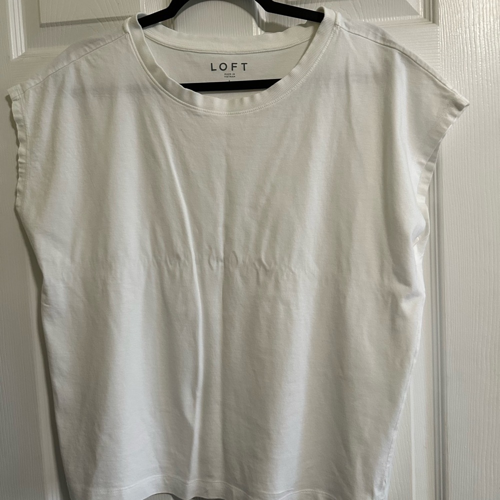 LOFT white capped sleeve top Size Large